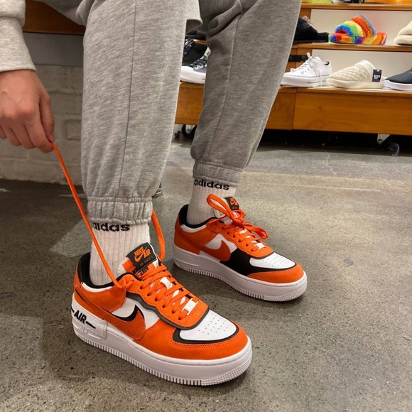 Nike Air Force 1 Shadow - Rush Orange/Black - Picture 2 of 4